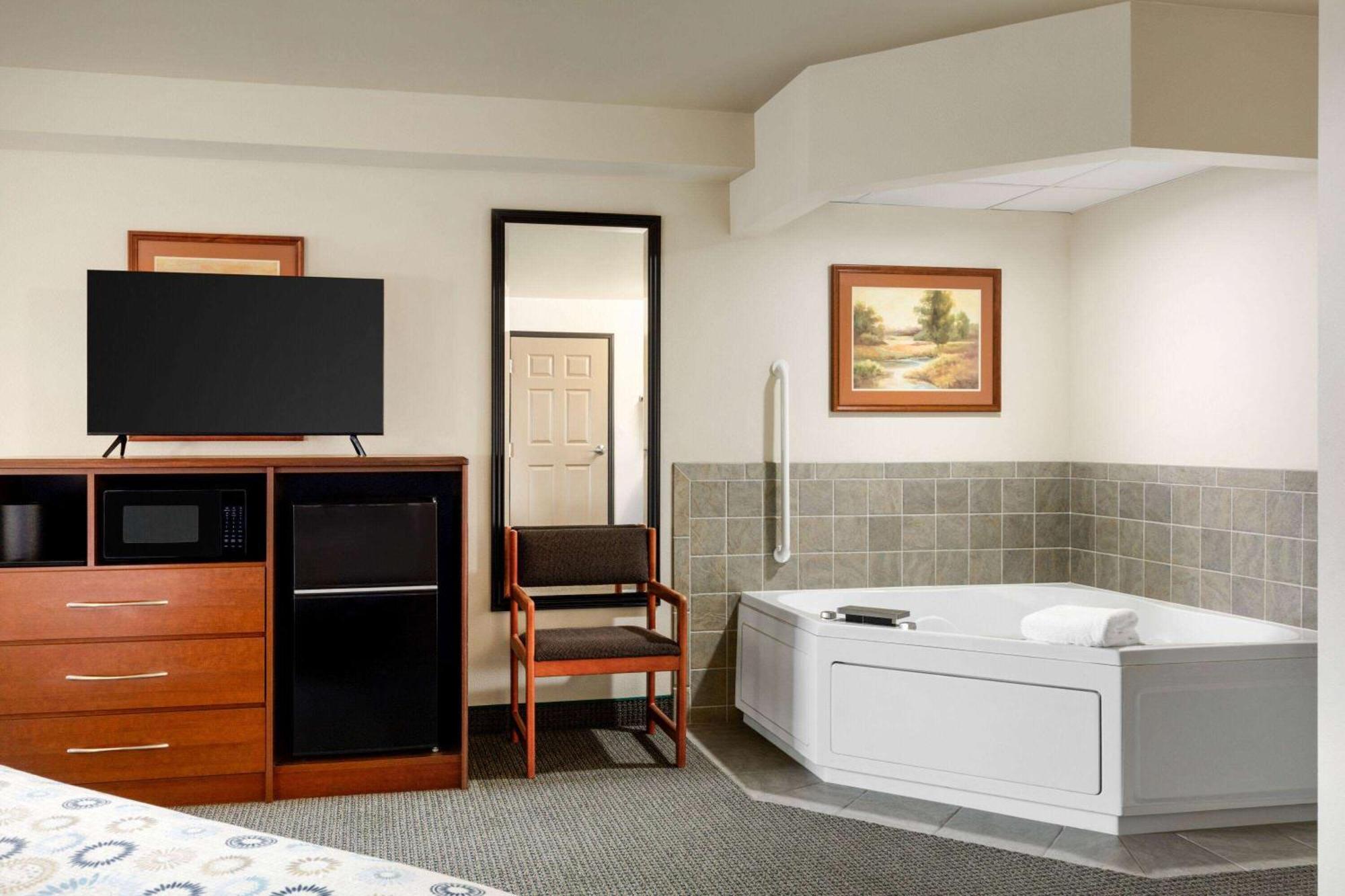 Americinn By Wyndham Havre Εξωτερικό φωτογραφία